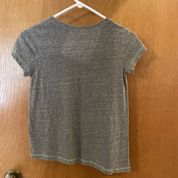 Kind is Cool Girls Size Youth Large Grey Asymmetrical hem T-shirt graphics EUC - Picture 2 of 4